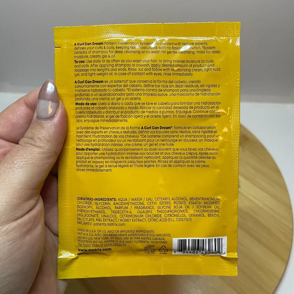 Matrix Total Results A Curl Can Dream Manuka Honey Rich Mask 1 oz 30 mL Samples